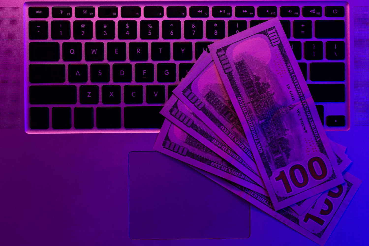 How Global Economic Events Influence Money Transfers to Pakistan